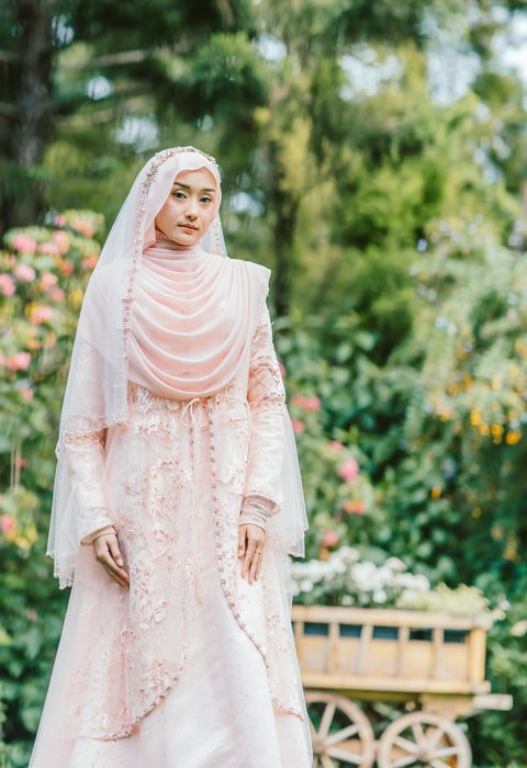 Muthiah Dress