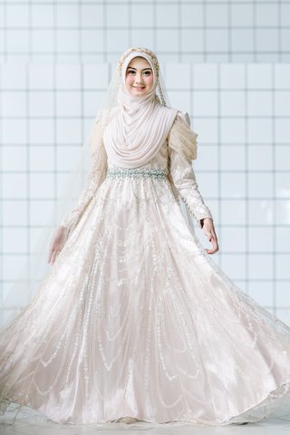 Dress Cream Nindia