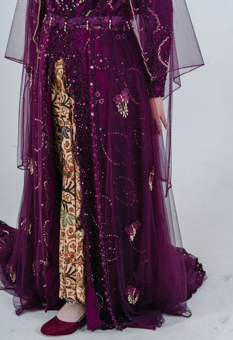 Kebaya Burdea
