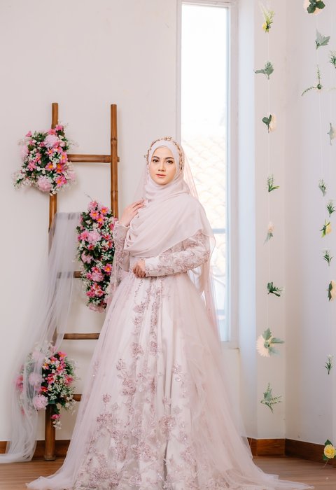 Dress Alina