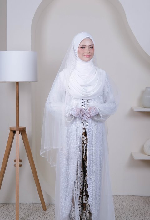 Kebaya Swaroski