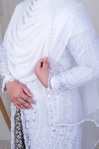 Kebaya Akad Coin