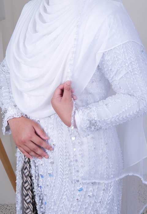 Kebaya Akad Coin