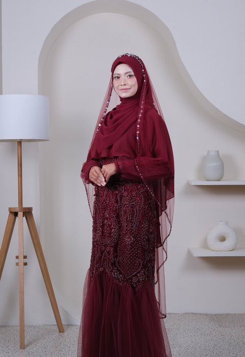 Maruni Dress