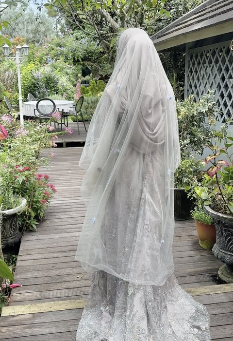 Silvera Dress